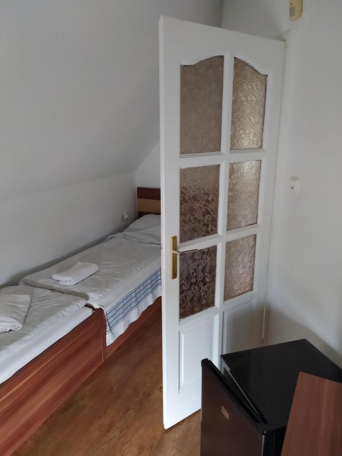 Tassi Halaszcsarda-Karasz Haz Dış mekan fotoğraf